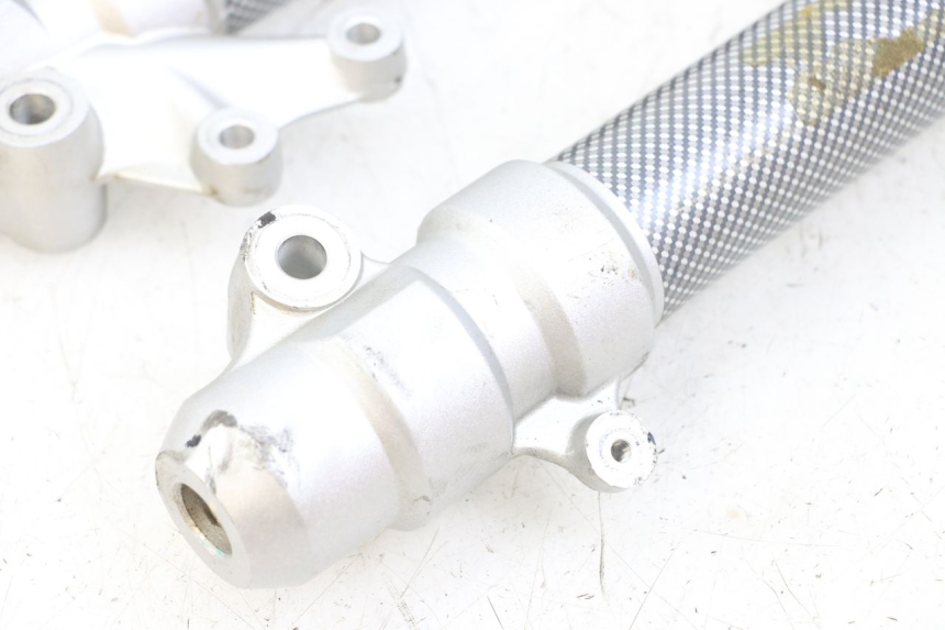 photo de FOURREAU FOURCHE YAMAHA AEROX 2T 50 (2013 - 2017) - Zoom composants