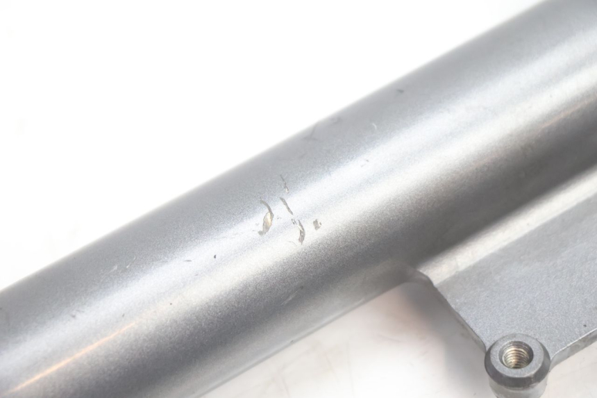 photo de Fork tube KYMCO AGILITY 4T 50 (2005 - 2018) - Autre angle de vue