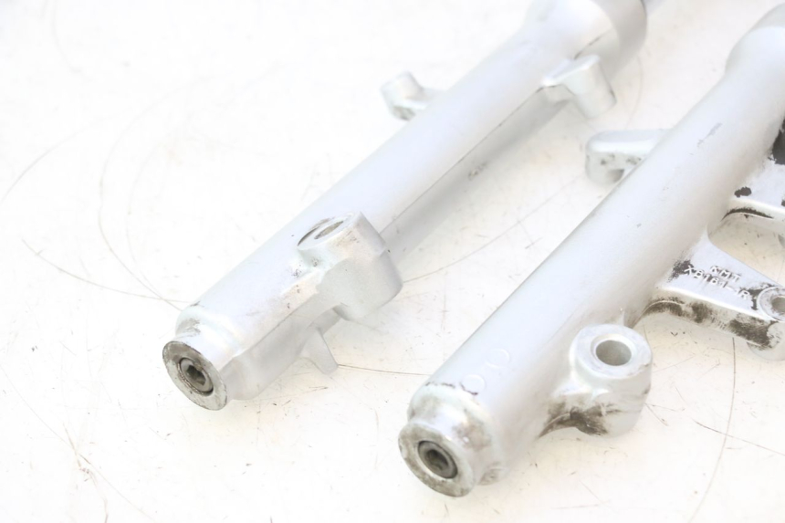 photo de FOURREAU FOURCHE SUZUKI BURGMAN 125 (2007 - 2014) - Vue produit