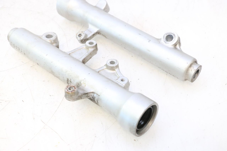 photo de FOURREAU FOURCHE SUZUKI BURGMAN 125 (2007 - 2014) - Pièce contrôlée