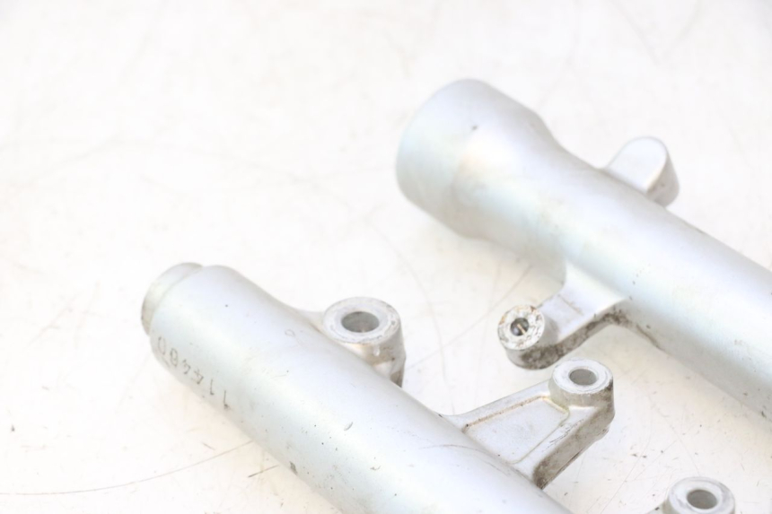 photo de FOURREAU FOURCHE SUZUKI BURGMAN 125 (2007 - 2014) - Marquages et références