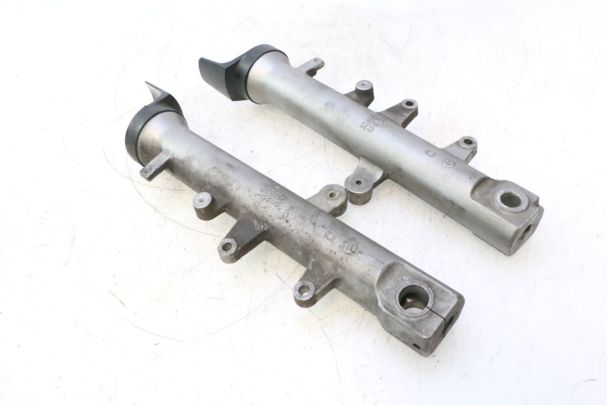 photo de FOURREAU FOURCHE SUZUKI BURGMAN EXECUTIVE ABS 650 (2006 - 2012) - Gros plan technique