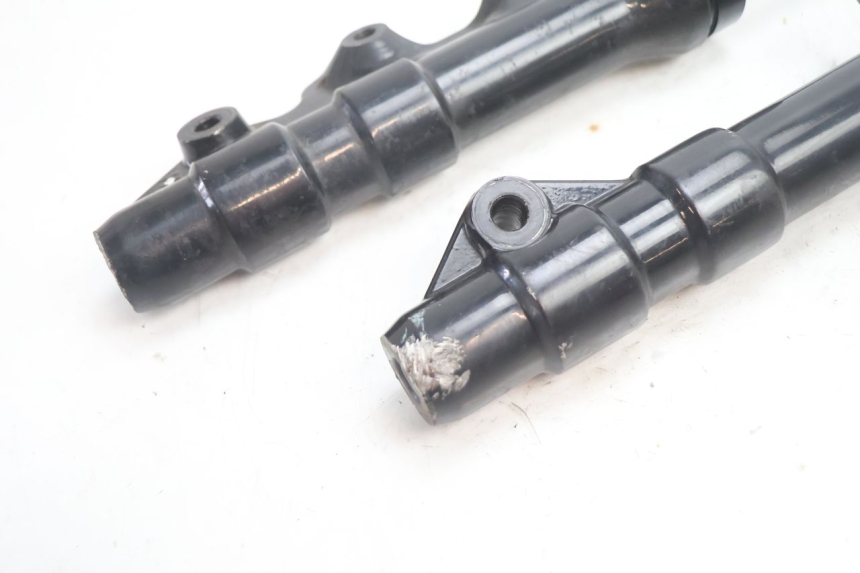 photo de FOURREAU FOURCHE YAMAHA BW'S BWS 125 (2010 - 2013) - Points de fixation