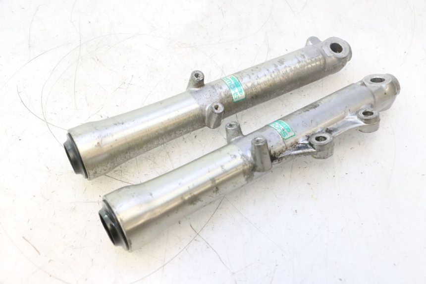 photo de FOURREAU FOURCHE HONDA CB TWO FIFTY 250 (1991 - 2002) - Vue d’ensemble