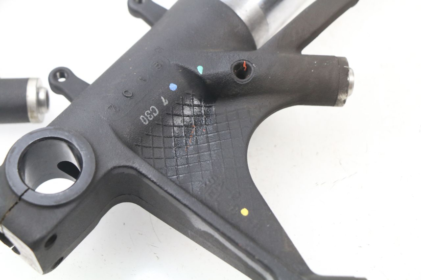 photo de FOURREAU FOURCHE HONDA CBR RR FIREBLADE 1000 (2006 - 2007) - Vue principale