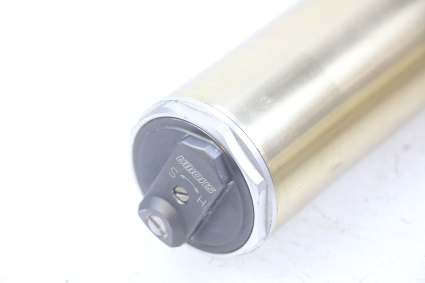 photo de FOURREAU FOURCHE HONDA CRF 250 (2013 - 2016) - Gros plan technique