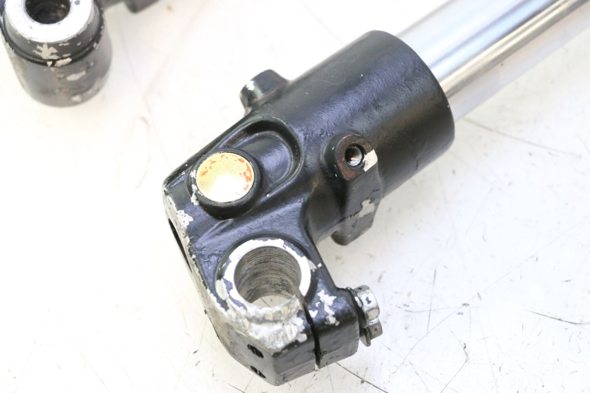 photo de FOURREAU FOURCHE HM HONDA DERAPAGE 50 (2007 - 2009) - Détails caractéristiques