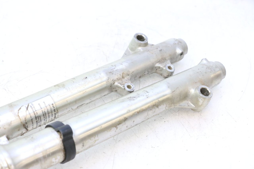 photo de FOURREAU FOURCHE SUZUKI DR S 600 (1985 - 1989) - Vue d’ensemble