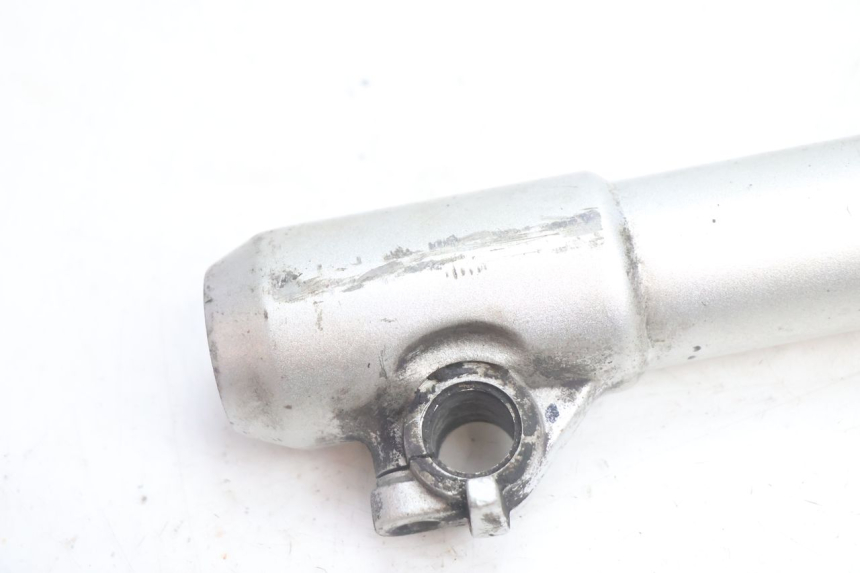photo de FOURREAU FOURCHE DROIT PEUGEOT SATELIS 125 (2006 - 2009) - Vue d’ensemble