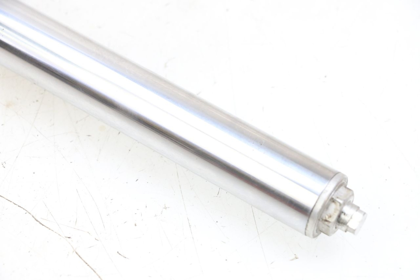 photo de FOURREAU FOURCHE DROIT YAMAHA TTR 125 (2000 - 2020) - Vue d’ensemble