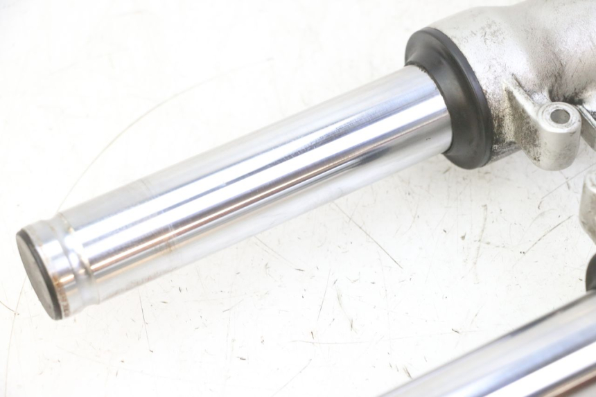 photo de FOURREAU FOURCHE HONDA FES S-WING SWING ABS 125 (2007 - 2015)