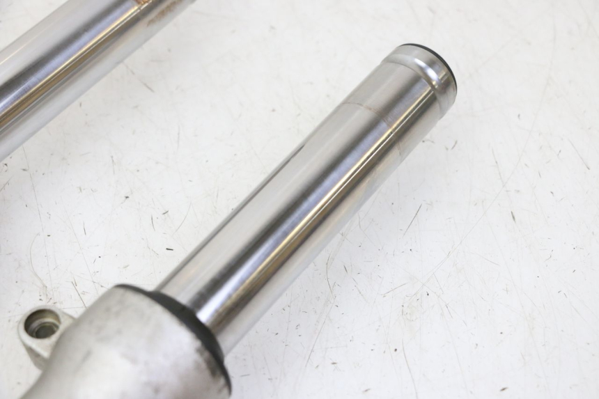 photo de FOURREAU FOURCHE HONDA FES S-WING SWING ABS 125 (2007 - 2015)