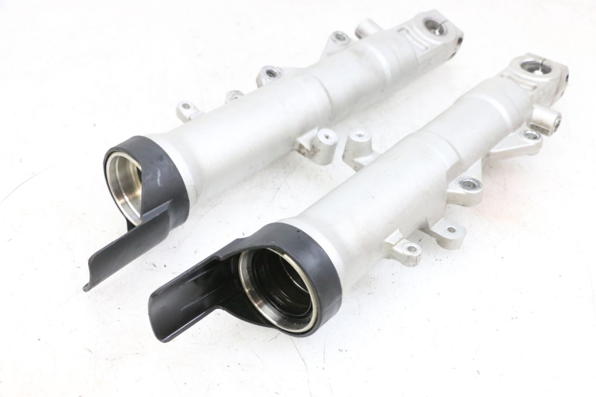 photo de FOURREAU FOURCHE YAMAHA FJR ABS 1300 (2006 - 2012) - Pièce contrôlée