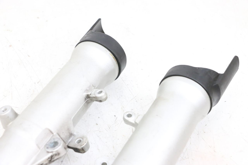 photo de FOURREAU FOURCHE YAMAHA FJR ABS 1300 (2006 - 2012) - Marquages et références