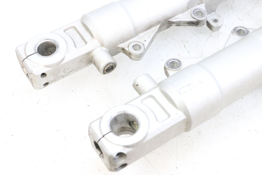 photo de FOURREAU FOURCHE YAMAHA FJR ABS 1300 (2006 - 2012) - Vue rapprochée