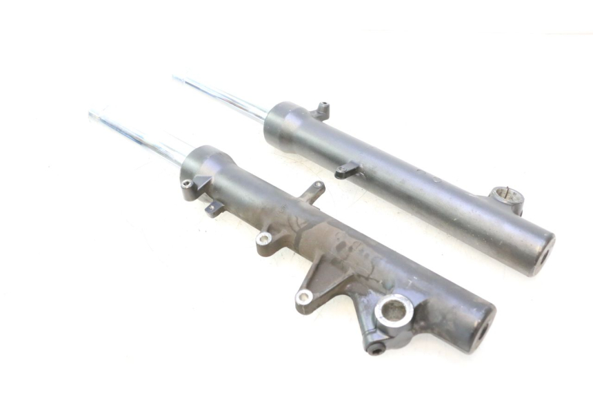 photo de FOURREAU FOURCHE HONDA FJS SILVER WING SILVERWING 400 (2005 - 2008) - Points de fixation