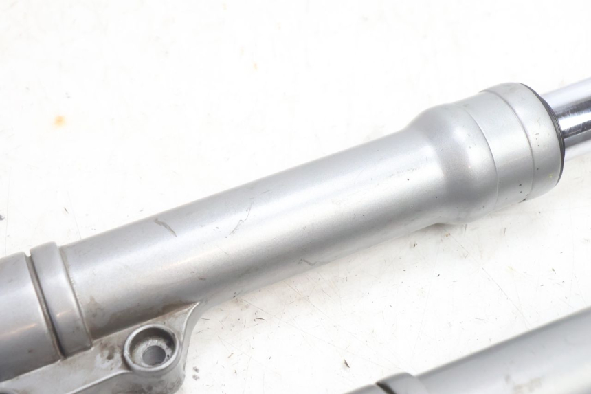 photo de FOURREAU FOURCHE PIAGGIO FLY 2T 50 (2004 - 2017) - Vue d’ensemble
