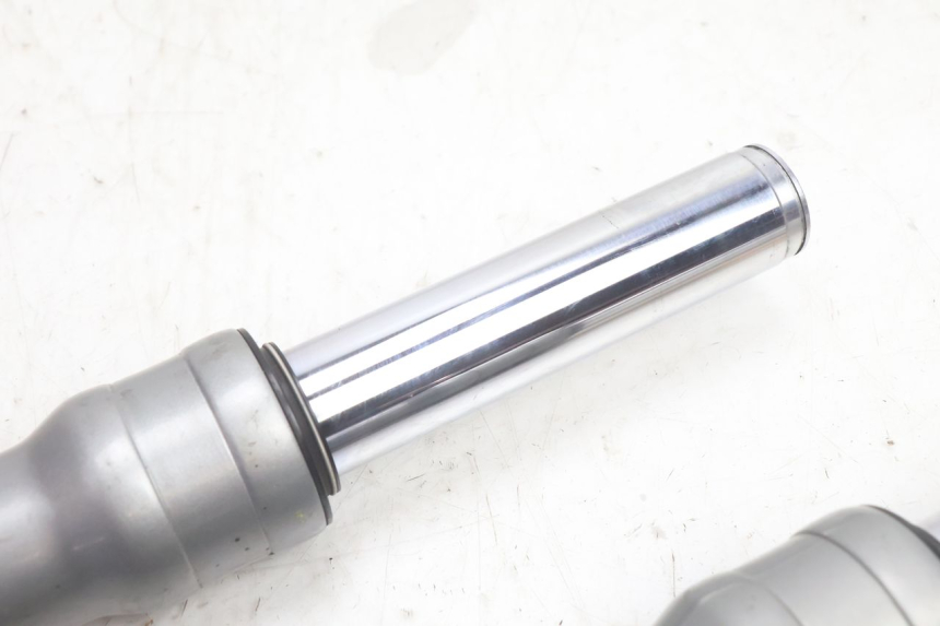 photo de FOURREAU FOURCHE PIAGGIO FLY 2T 50 (2004 - 2017) - Points de fixation