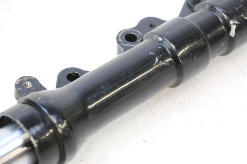 photo de FOURREAU FOURCHE GAUCHE YAMAHA BW'S BWS 125 (2010 - 2013) - Pièce contrôlée