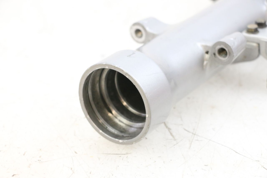 photo de FOURREAU FOURCHE GAUCHE KAWASAKI GPZ RX 1000 (1986 - 1988) - Autre angle de vue