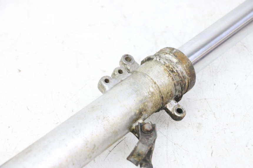 photo de FOURREAU FOURCHE GAUCHE HONDA MTX TC02 125 (1987 - 1989)
