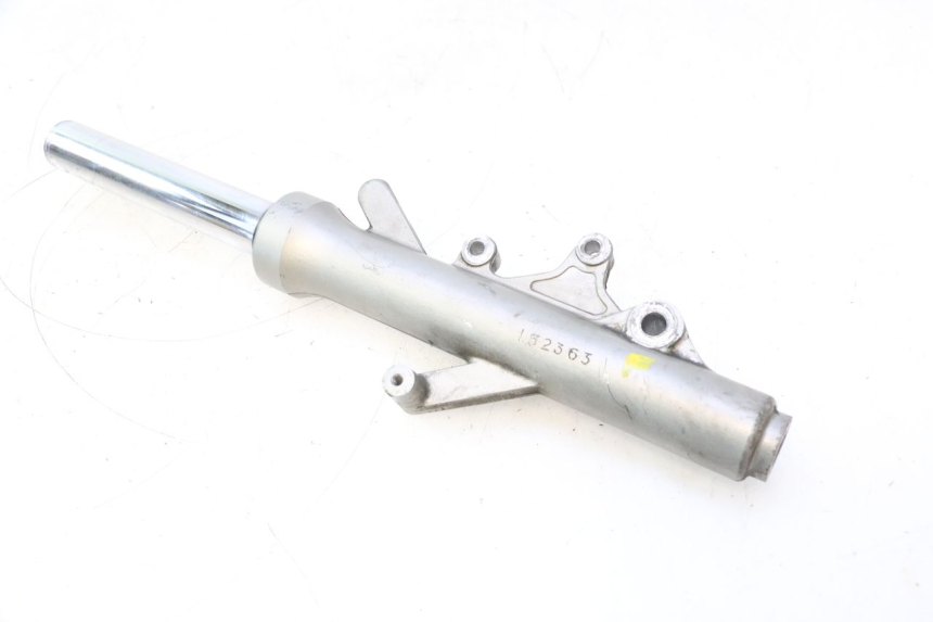 photo de FOURREAU FOURCHE GAUCHE YAMAHA YP MAJESTY 125 (1998 - 2001) - État de surface