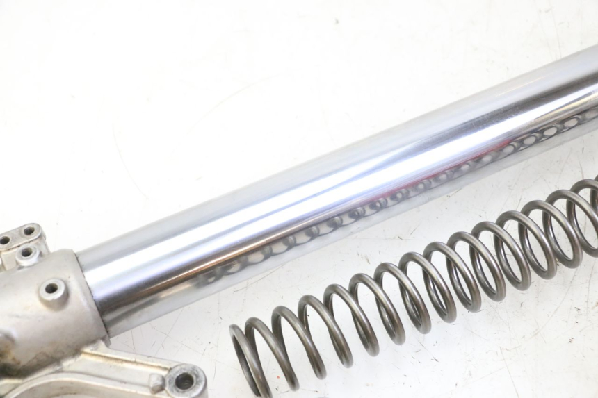 photo de FOURREAU FOURCHE GAUCHE YAMAHA YZ 125 (1998 - 2005)