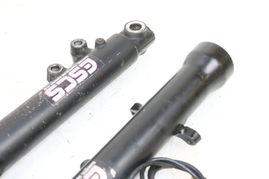 photo de FOURREAU FOURCHE KAWASAKI GPX R WARBIRD 600 (1988 - 1993) - Zoom composants