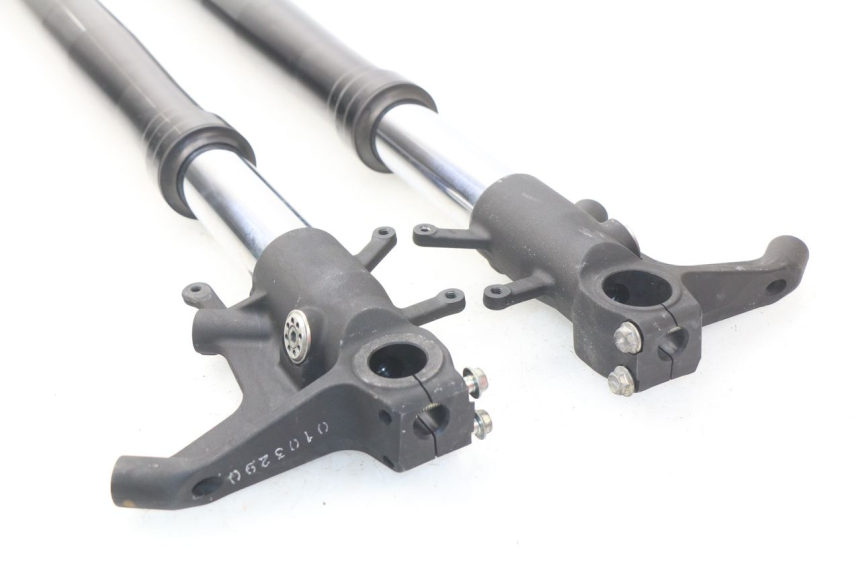 photo de FOURREAU FOURCHE SUZUKI GSX-R GSXR K16 1000 (2012 - 2016) - Détails caractéristiques