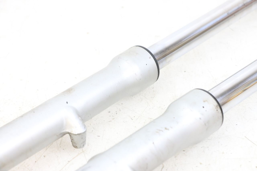 photo de FOURREAU FOURCHE HYOSUNG GF 125 (2001 - 2005)