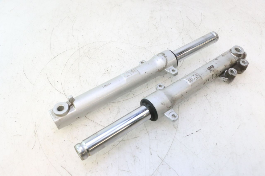 photo de FOURREAU FOURCHE PEUGEOT KISBEE 2T 50 (2010 - 2017) - Vue produit