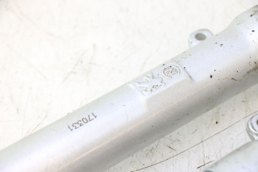 photo de FOURREAU FOURCHE PEUGEOT KISBEE 2T 50 (2010 - 2017) - Pièce contrôlée