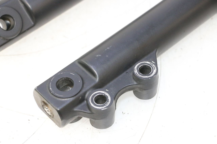 photo de FOURREAU FOURCHE PEUGEOT KISBEE 4T 50 (2023 - 2026) - Photo complémentaire
