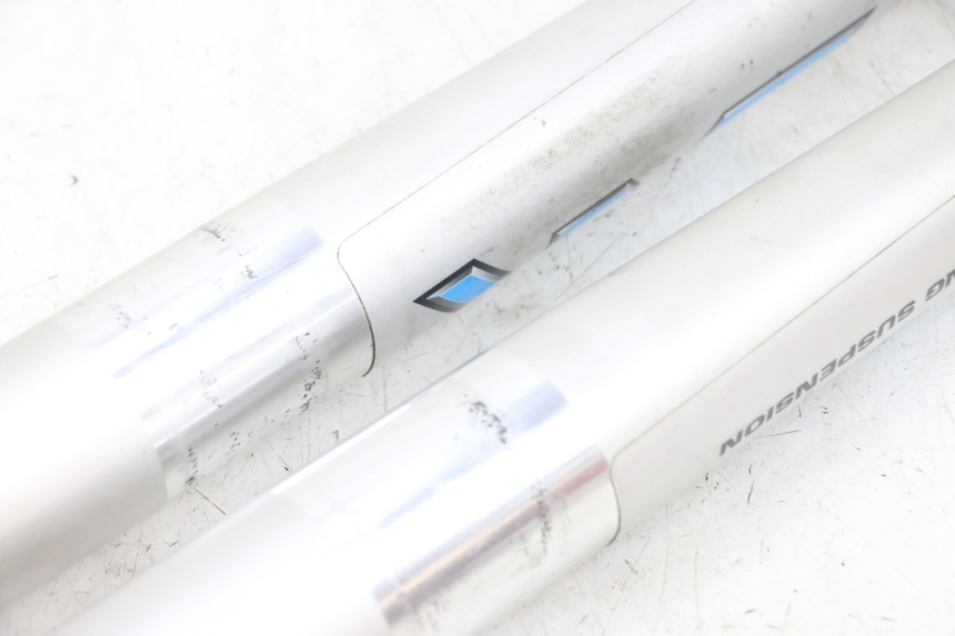 photo de FOURREAU FOURCHE KAWASAKI KXF KX-F 250 (2017 - 2019) - Marquages et références