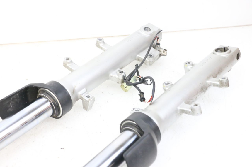 photo de FOURREAU FOURCHE KYMCO XCITING 250 (2006 - 2009)