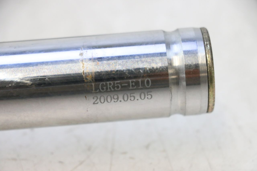 photo de FOURREAU FOURCHE KYMCO LIKE 125 (2009 - 2016) - Détail de la pièce