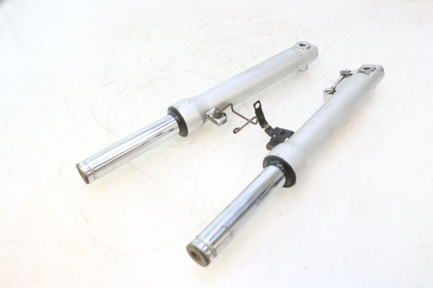 photo de FOURREAU FOURCHE KYMCO LIKE 125 (2009 - 2016) - Gros plan technique