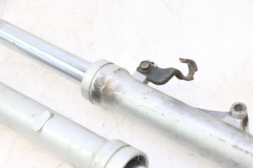 photo de FOURREAU FOURCHE SYM MIO 50 (2005 - 2010) - Zoom état d’usage
