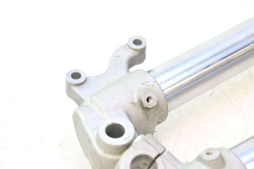 photo de FOURREAU FOURCHE RIEJU MRT PRO SUPERMOTARD 50 (2007 - 2018) - Inspection visuelle