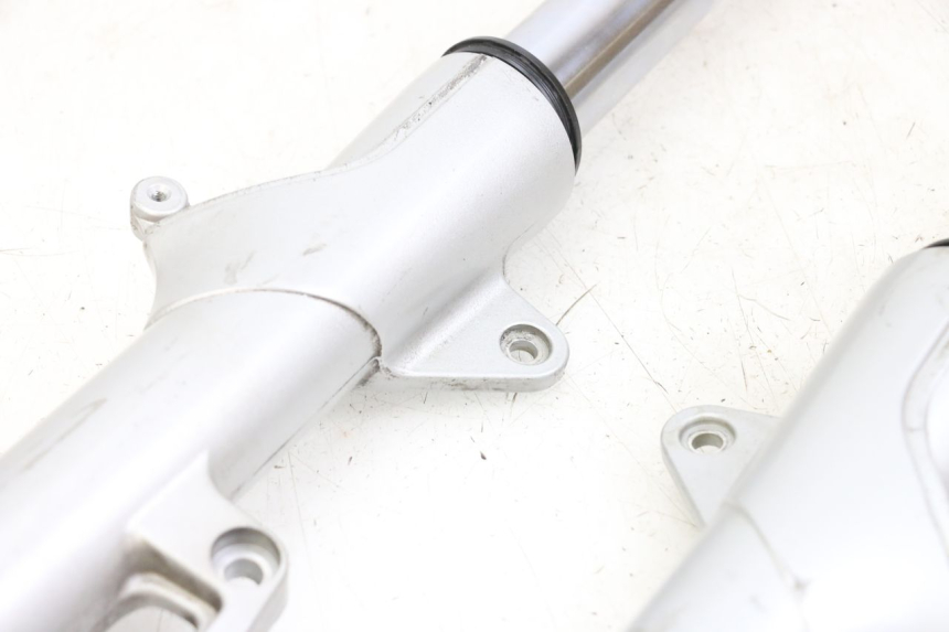 photo de FOURREAU FOURCHE MOTO GUZZI NORGE 8V GT 1200 (2011 - 2016)