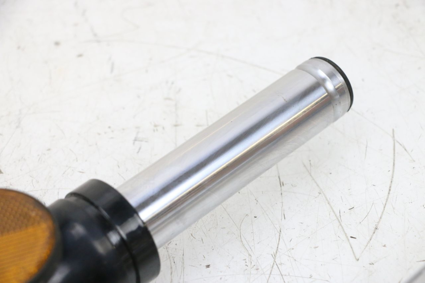 photo de FOURREAU FOURCHE SYM ORBIT 2 4T 50 (2008 - 2017) - Points de fixation