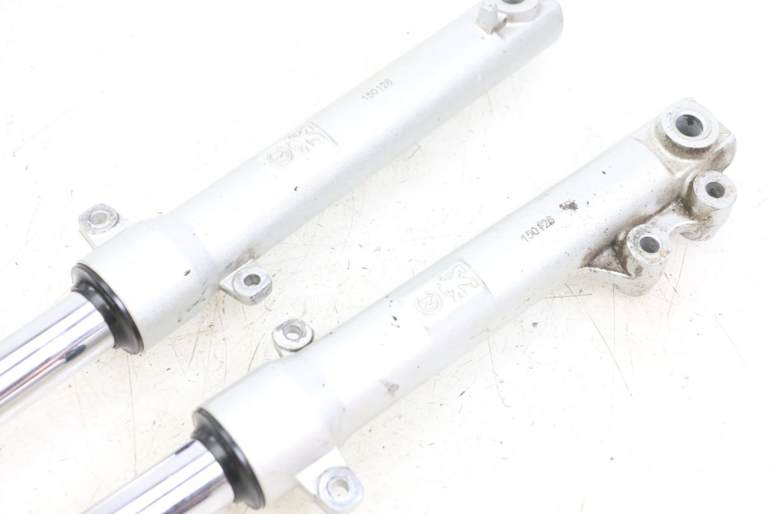 photo de FOURREAU FOURCHE PEUGEOT KISBEE 2T 50 (2018 - 2022)