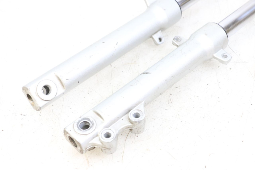 photo de FOURREAU FOURCHE PEUGEOT KISBEE 2T 50 (2018 - 2022)