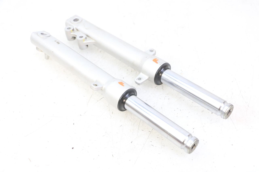 photo de FOURREAU FOURCHE PEUGEOT KISBEE 4T 50 (2010 - 2017)