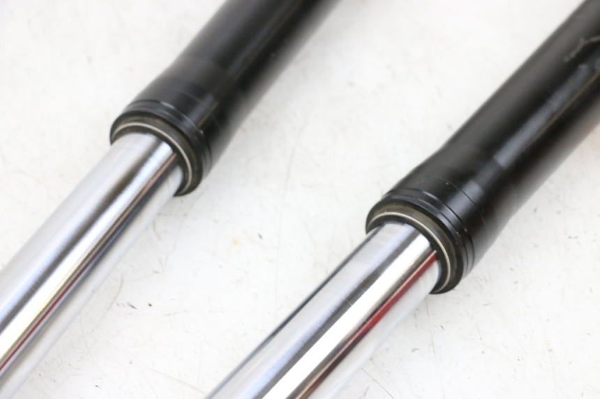 photo de FOURREAU FOURCHE BMW R GS 1250 (2021 - 2024) - Points de fixation