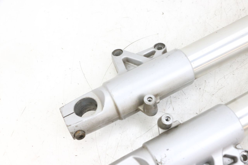 photo de FOURREAU FOURCHE BMW R RT ABS 1200 (2010 - 2014) - Zoom composants