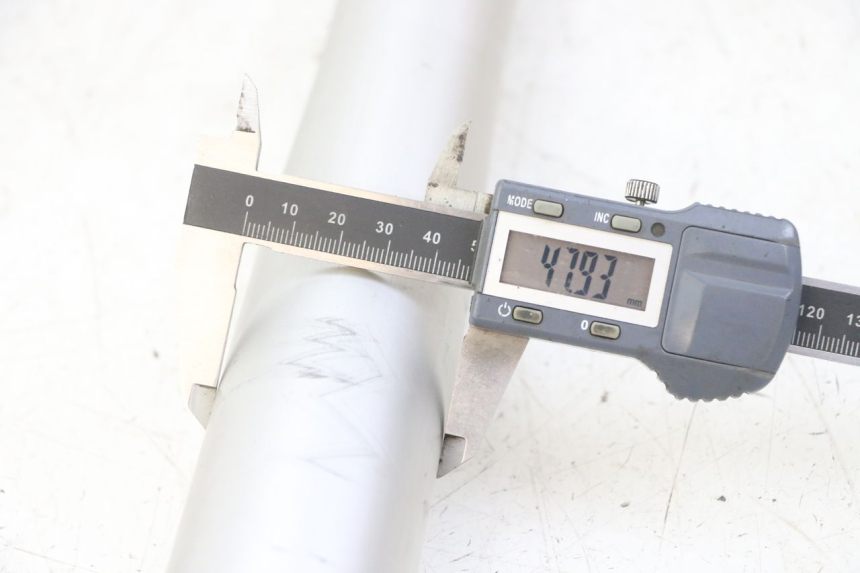 photo de FOURREAU FOURCHE APOLLO RXF 125