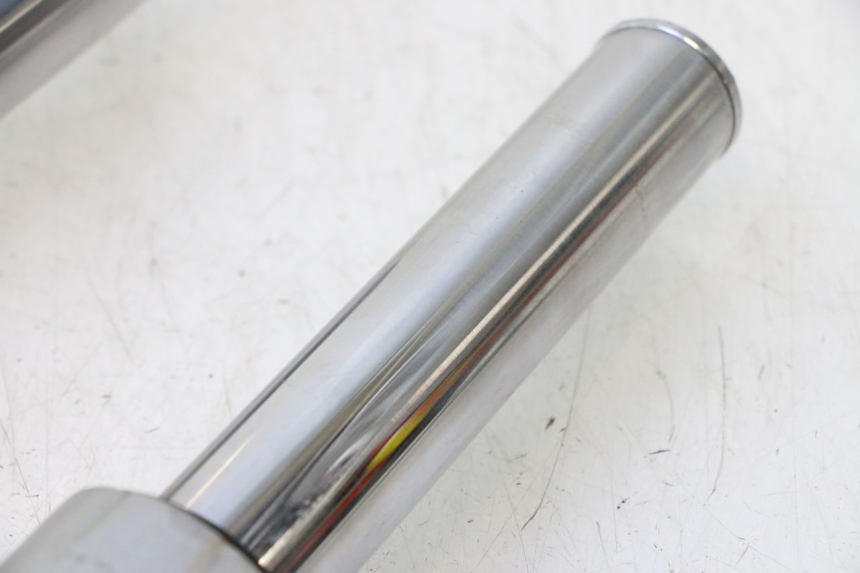 photo de FOURREAU FOURCHE PEUGEOT SATELIS 125 (2013 - 2018) - Photo complémentaire