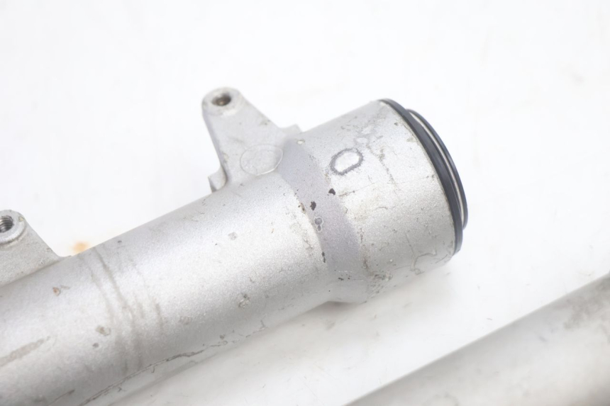 photo de FOURREAU FOURCHE YAMAHA SLIDER 50 (1999 - 2004) - Inspection visuelle