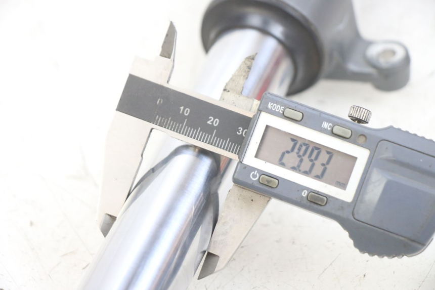 photo de FOURREAU FOURCHE APRILIA SXR 50 (2021 - 2023)